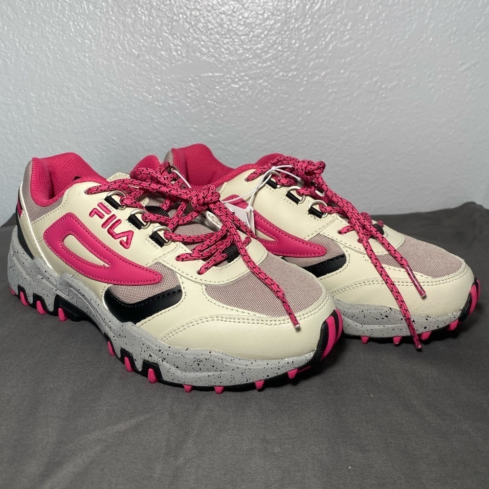 Fila Women’s Hiking Tennis Shoes- size 6.5- tan/pink/black. NWT.